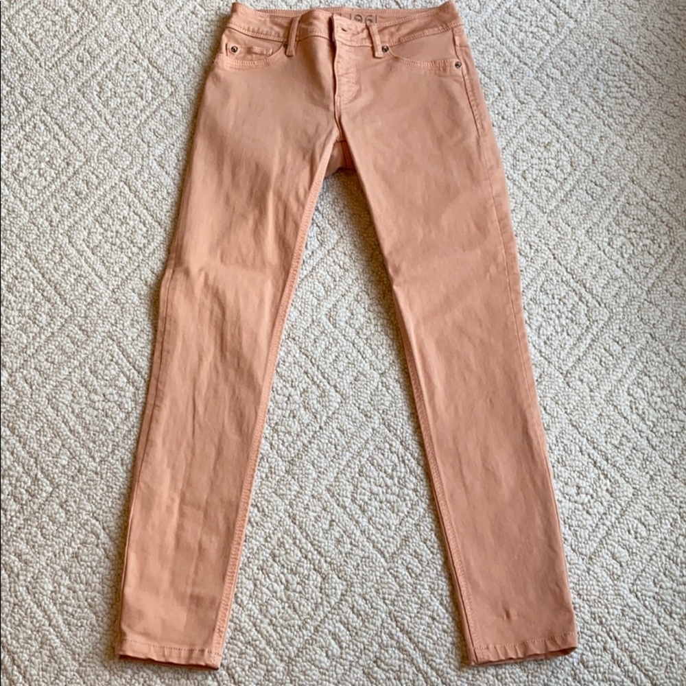 DL1961 mid rise peach skinny ankle jeans